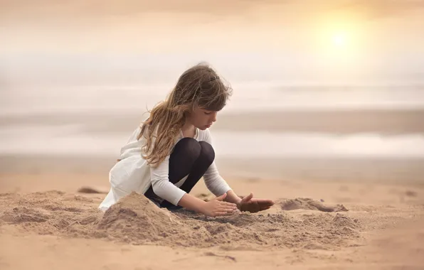 Picture sand, beach, girl, creativity