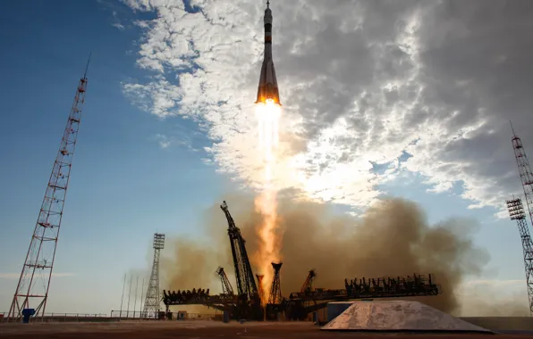 Picture start, Baikonur, Soyuz TMA-05M