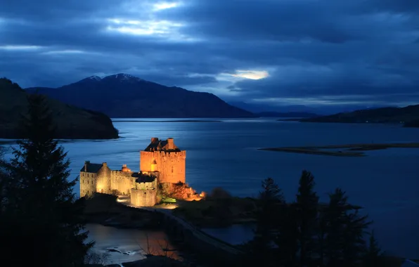 Light, mountains, night, the evening, Bay, fortress