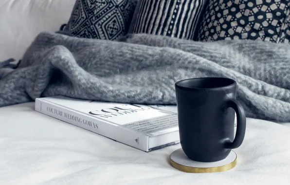 Heat, bed, pillow, Cup, book, plaid, cozy