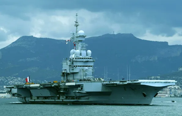 The carrier, French Navy, 2015, Charles De Gaulle