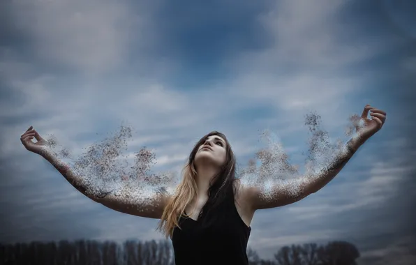 Girl, pixels, the collapse