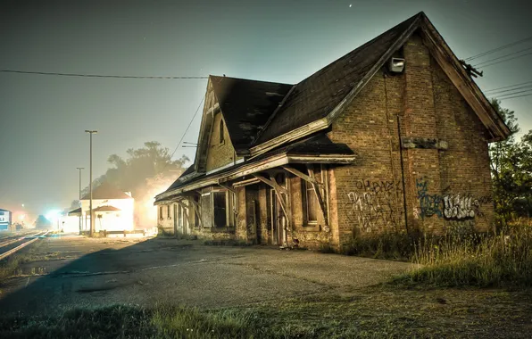 Picture night, station, railroad