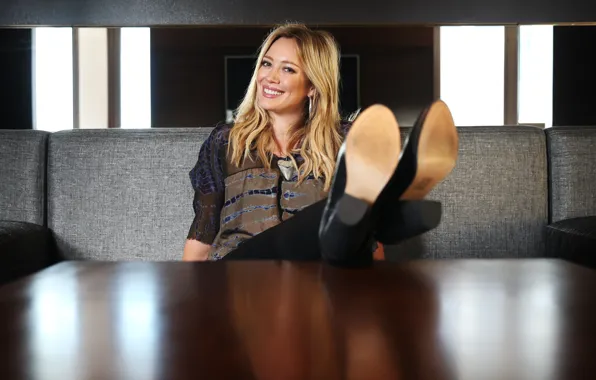 Sofa, Smile, Table, Actress, Hilary Duff, Hilary Duff, Photoshoot