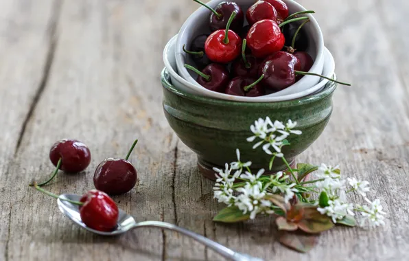 Picture flowers, cherry, berries, spoon, cherry, bowls