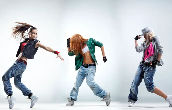 Picture movement, girls, jeans, jacket, dancing, girls, sneakers, hip-hop
