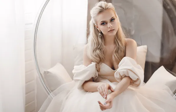 Picture white, chest, look, glass, girl, pose, style, room