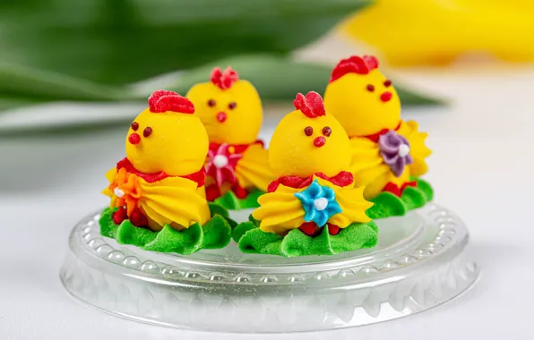 Chickens, cake, sweet