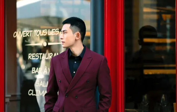 China, actor, jacket, shop, showcase, Zhang Zhehan