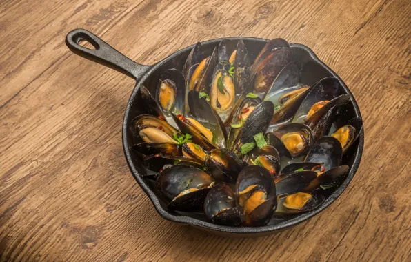 Table, seafood, pan, mussels