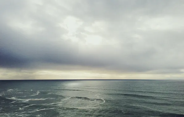 Picture waves, sea, clouds, horizon, sunlight, rainy
