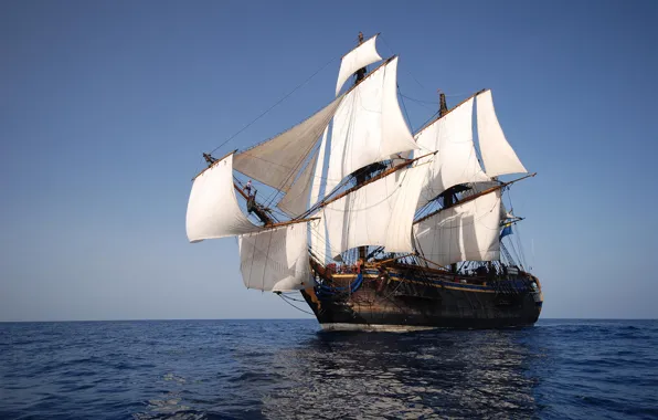 Large, wooden, sailing ship, sailing ship, largest wooden, coming to Dover