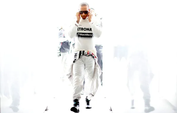 Mercedes, Lewis Hamilton