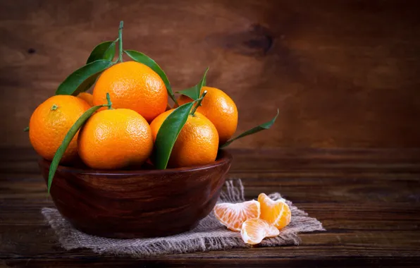 Fruit, leaves, tangerines