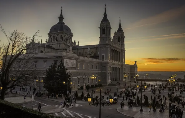 The city, the evening, Spain, Madrid, Madrid, Cathedral of the Almudena