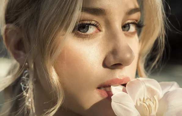 Look, girl, flowers, Lili Reinhart, Pulse Spikes