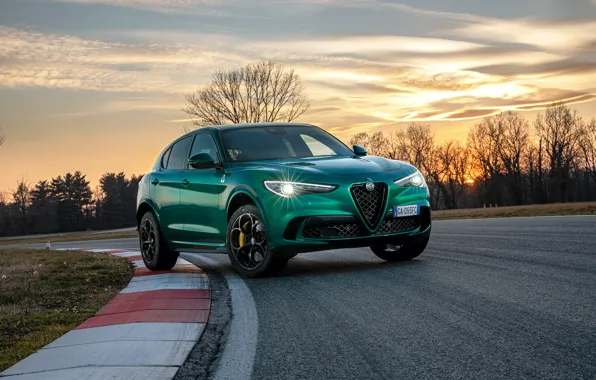 Picture sunset, lights, the evening, Alfa Romeo, racing track, crossover, Four-leaf clover, 2020