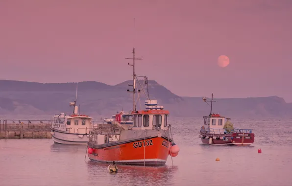 Mountains, ship, England, The moon, port, harbour, Dorset, Lyme Regis