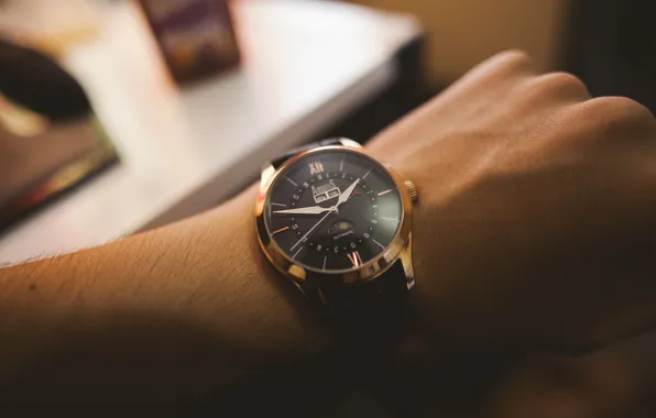 Arrows, watch, wrist