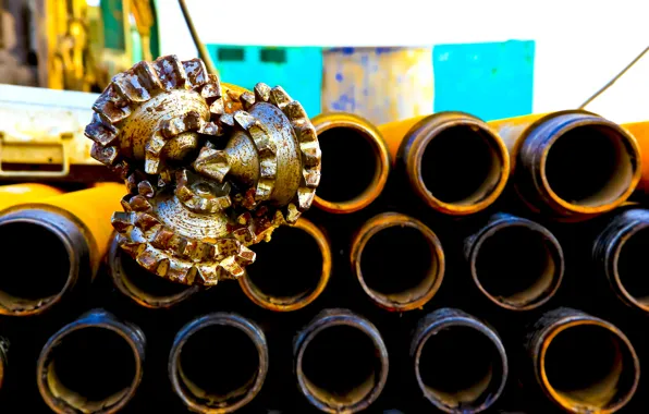 Thread, pipes, mining