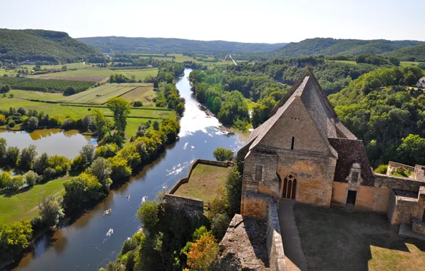 Picture landscape, river, France, Dordogne, the chateau of Beynac