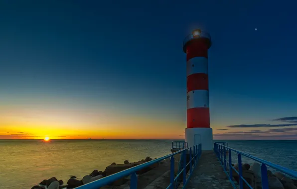 Picture sea, the sun, sunset, France, lighthouse, Languedoc - Roussillon, Port-La-Nouvelle