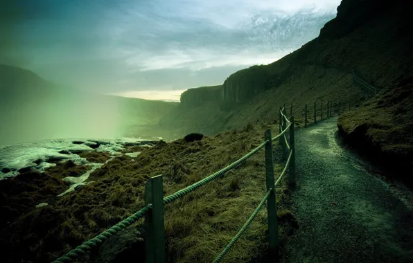 The way, Trail, the fence