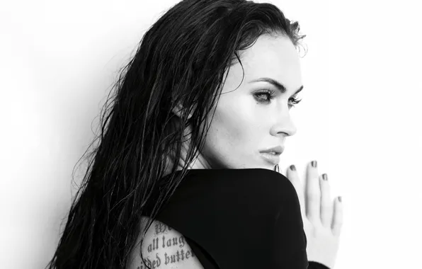 Megan Fox, Megan Fox, wet, actress, brunette, tattoo, tattoo, black and white