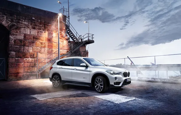 Picture car, white, SUV, bmw x1