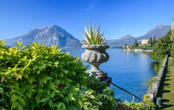 Italy, lake Como, Varenna, Villa Monastero