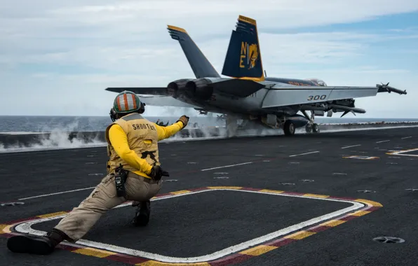 Picture the carrier, deck, the rise, Super Hornet, FA-18E