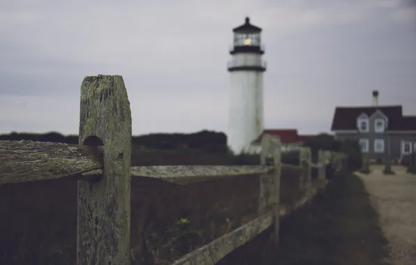 Picture house, fence, lighthouse, rainy