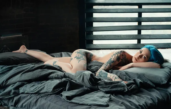 Look, body, piercing, tattoo, bed, blanket, legs, hip
