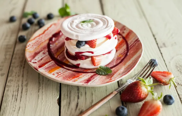 Berries, blueberries, strawberry, ice cream, dessert, delicious, meringue