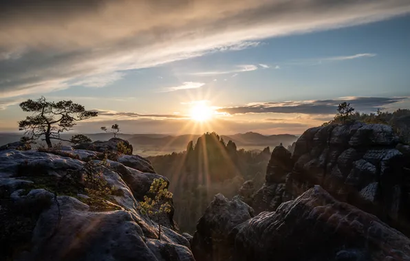 The sky, the sun, clouds, rays, light, mountains, rocks, height