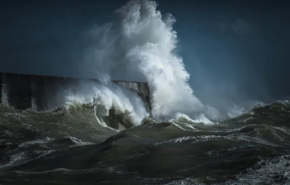 Picture sea, wave, the sky, squirt, storm, the breakwater