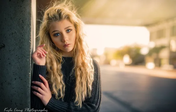 Road, look, lights, pose, model, portrait, makeup, hairstyle