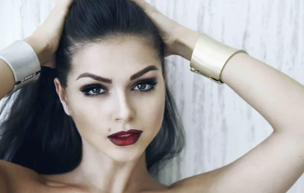 Portrait, singer, Nyusha