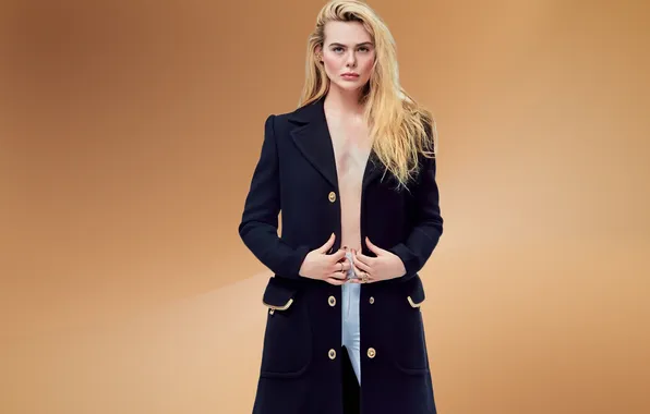 Look, actress, blonde, beautiful, coat, without a bra, Elle Fanning, El Fanning