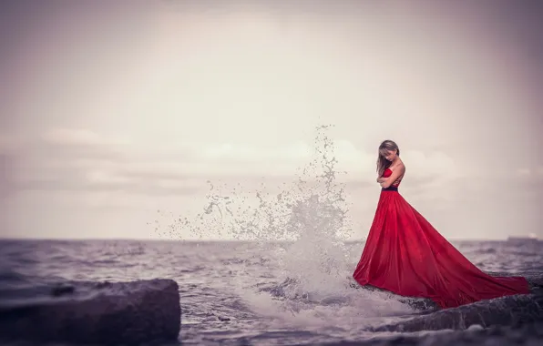SEA, DROPS, DRESS, RED, SQUABBLES