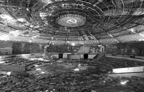 Picture devastation, USSR, hall