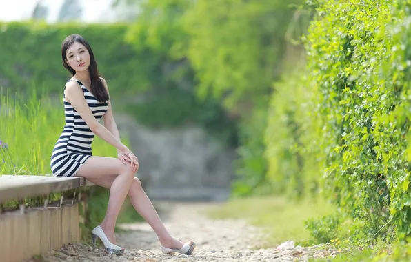 Look, the sun, pose, model, portrait, makeup, figure, dress