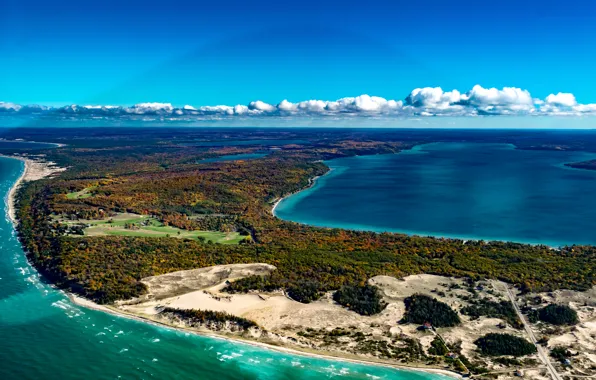 The sky, clouds, lake, coast, panorama, USA, Michigan, Crystal Lake
