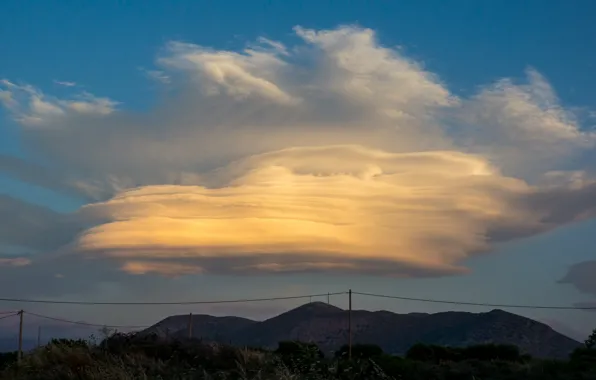The sky, sunset, cloud, detonation, lenticular