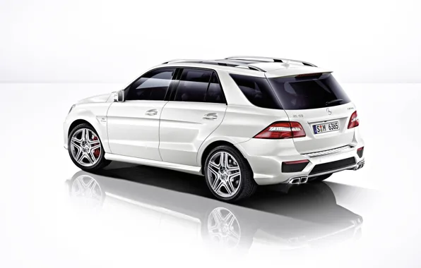 Picture Mercedes, jeep, white background, Mercedes, AMG, side, ML 6.3 AMG