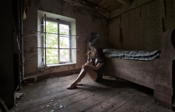 Picture girl, window, cigarette