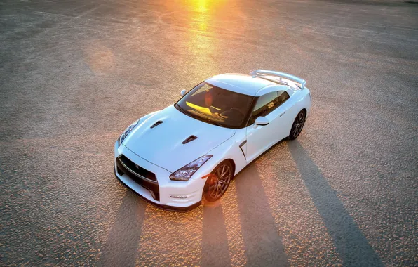 Picture Sunset, White, Desert, The hood, Nissan, GT-R, Car, The view from the top