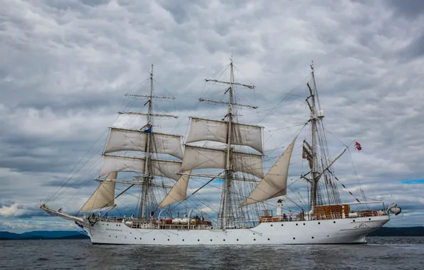 Ship, Clouds, Sailboat, The ship, Sails, Overcast, Christian Radich, Training Ship