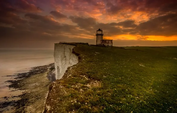 Sea, the sky, clouds, clouds, rocks, shore, lighthouse, the evening