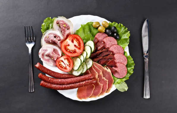 Tomatoes, olives, sausage, bacon